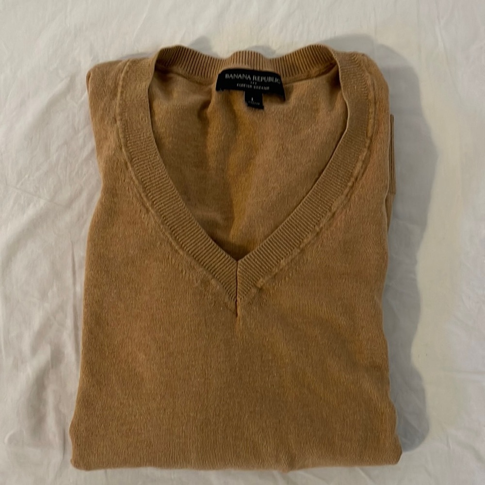Banana republic v neck forever sweater